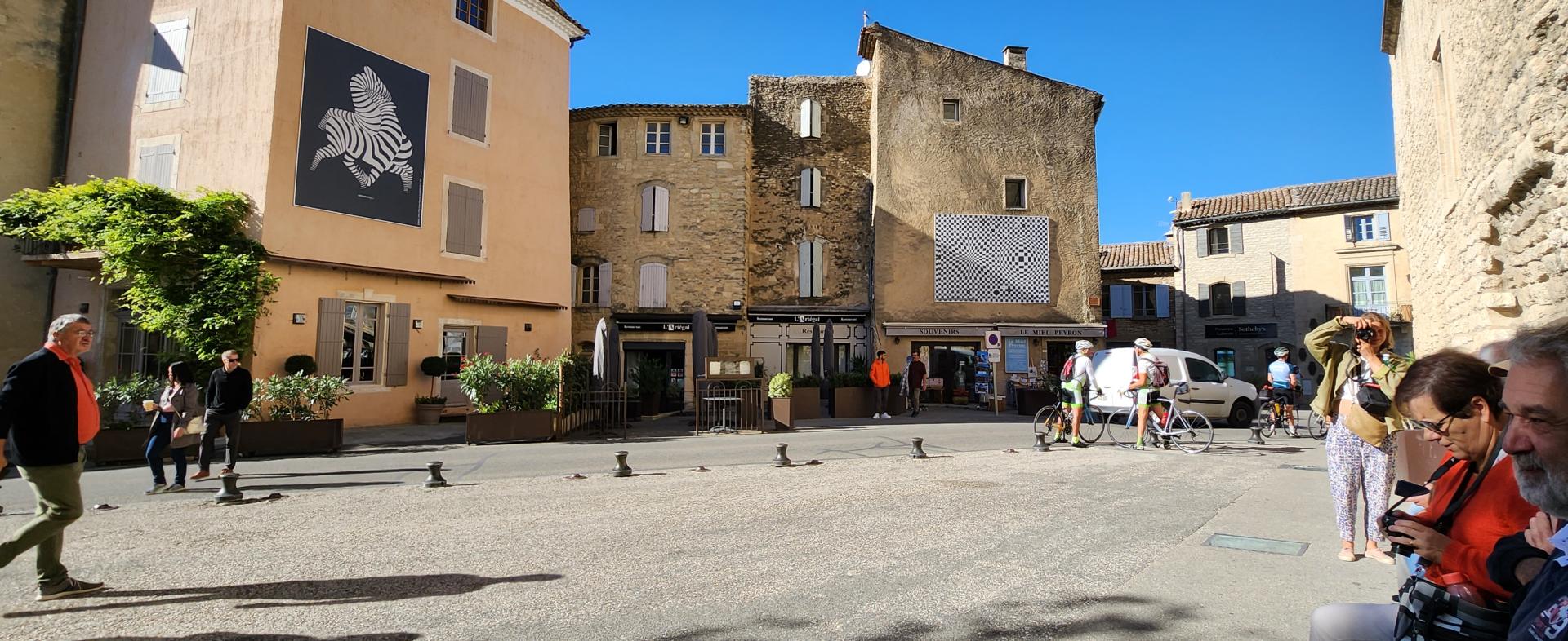 Gordes